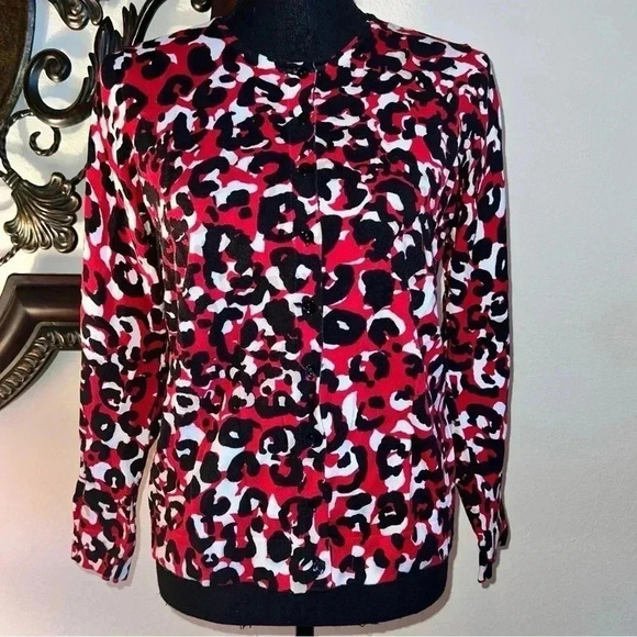 August Silk Heritage Women’s Red Black Animal Print Cardigan Sweater Size Large - Picture 2 of 13